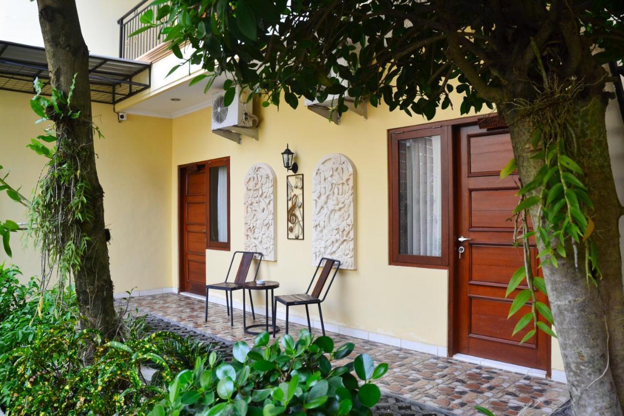 Roemah Canting Homestay Γιογκιακάρτα Εξωτερικό φωτογραφία