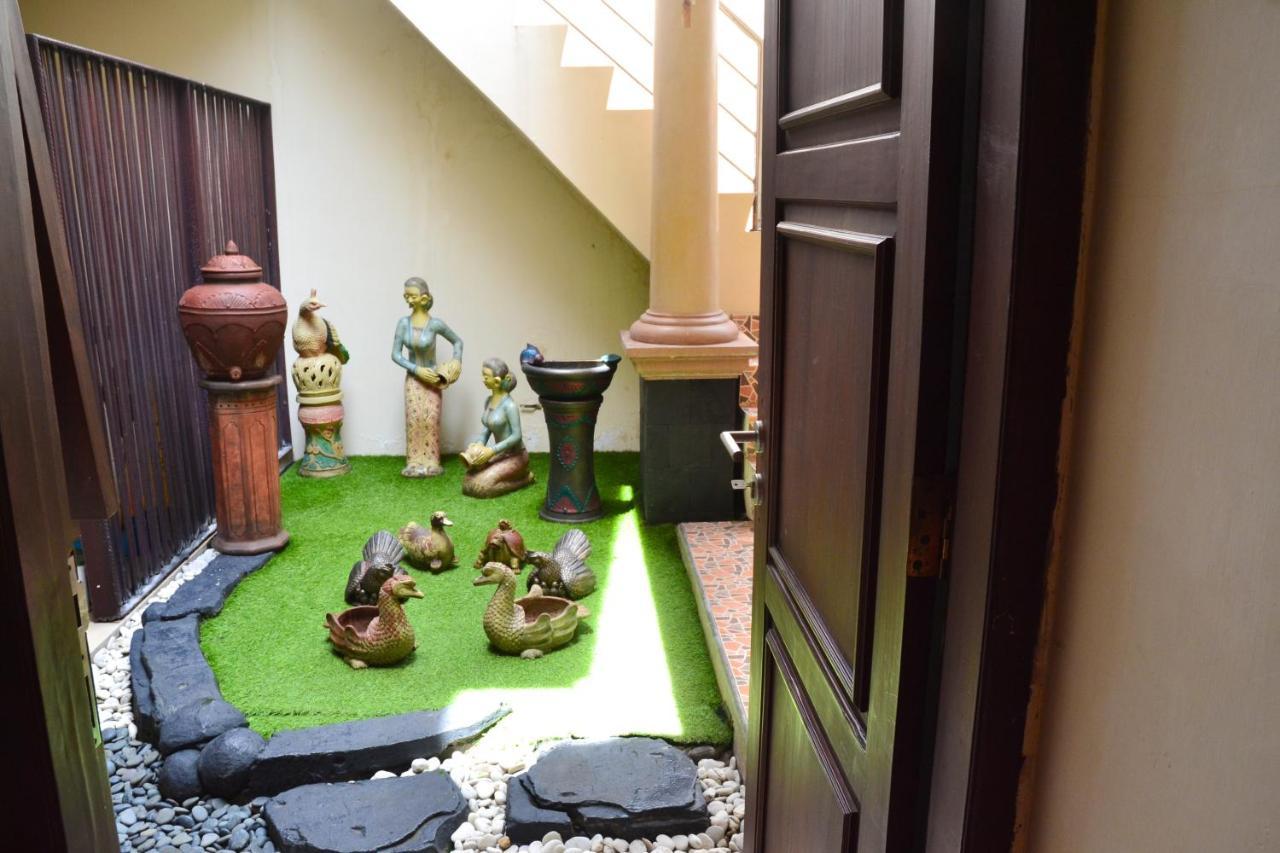 Roemah Canting Homestay Γιογκιακάρτα Εξωτερικό φωτογραφία