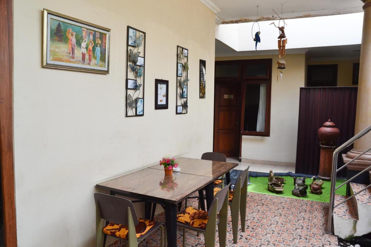 Roemah Canting Homestay Γιογκιακάρτα Εξωτερικό φωτογραφία