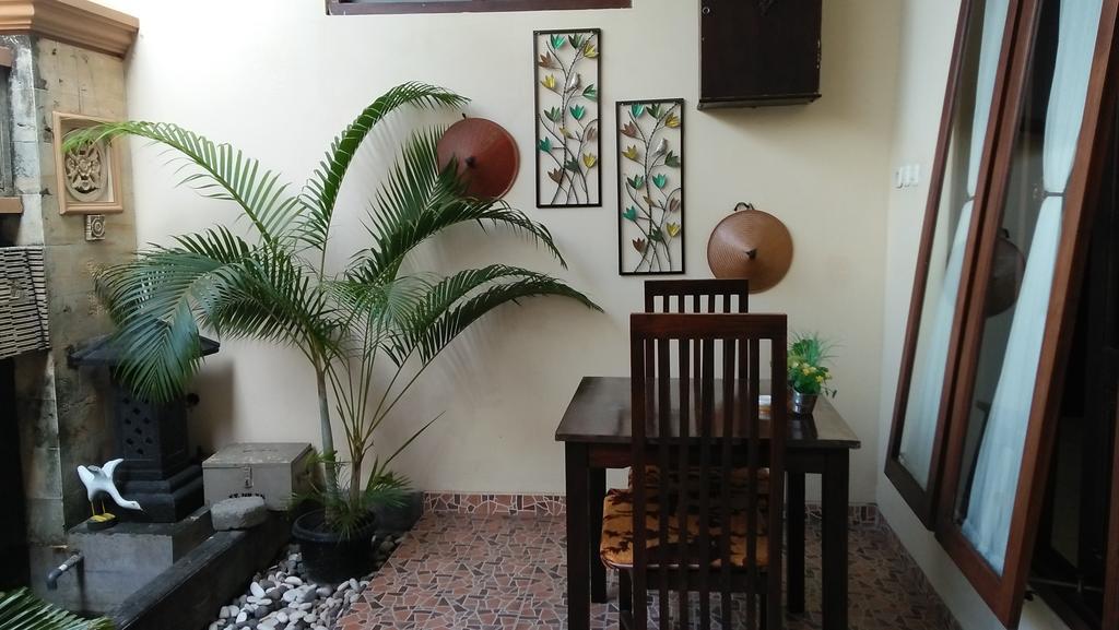 Roemah Canting Homestay Γιογκιακάρτα Εξωτερικό φωτογραφία